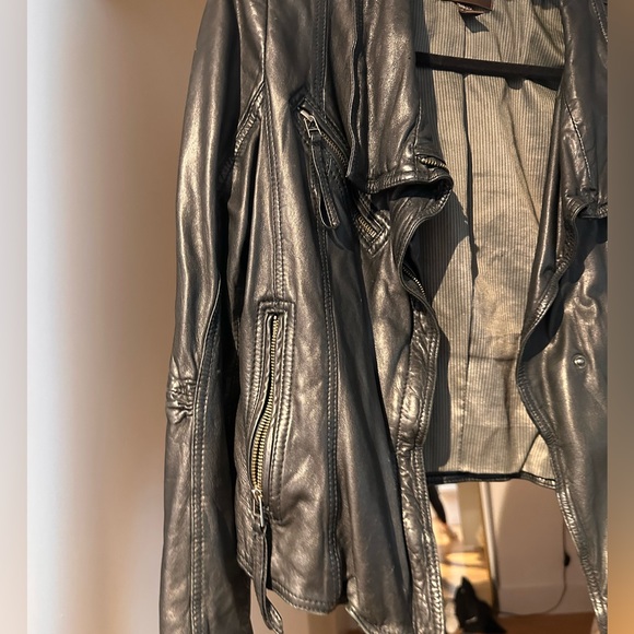 Danier Leather Jacket - Picture 2 of 9